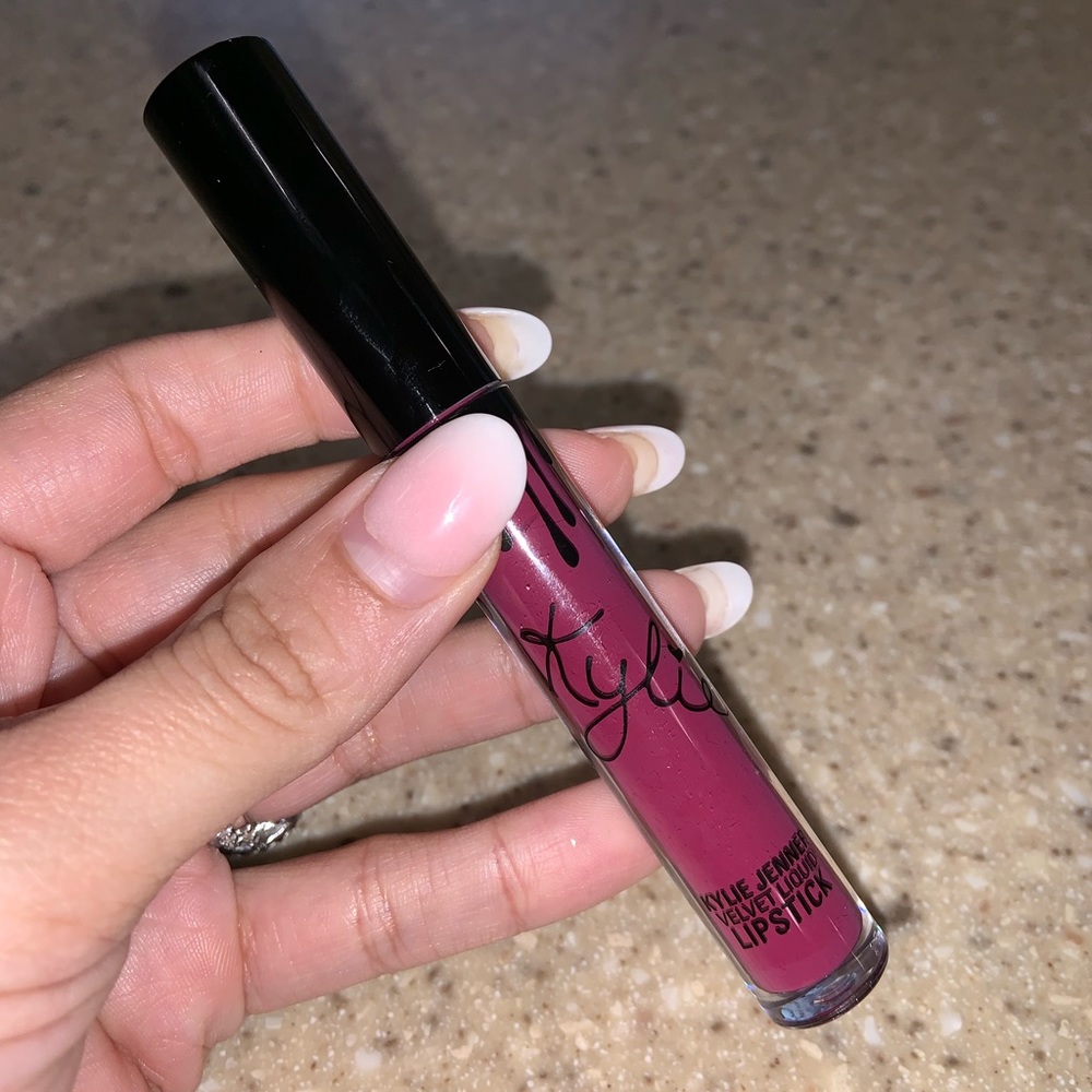 Kylie Karma Velvet Liquid Lipstick